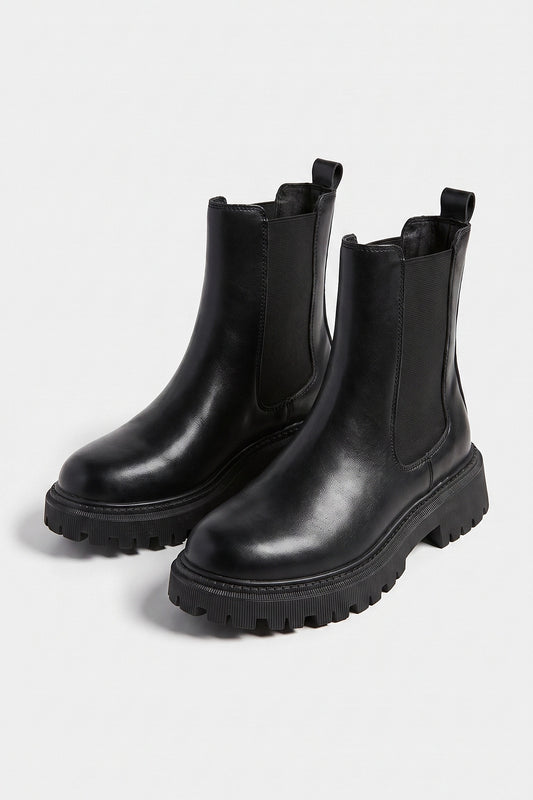 Women's Winter Grip Leather Chelsea Ankle Boots
