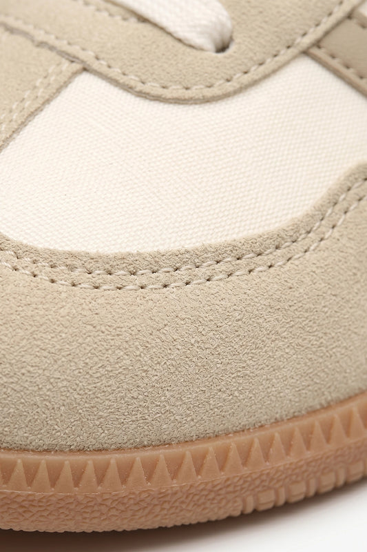 Women's Retro Gum Sole Trainers Lace Up