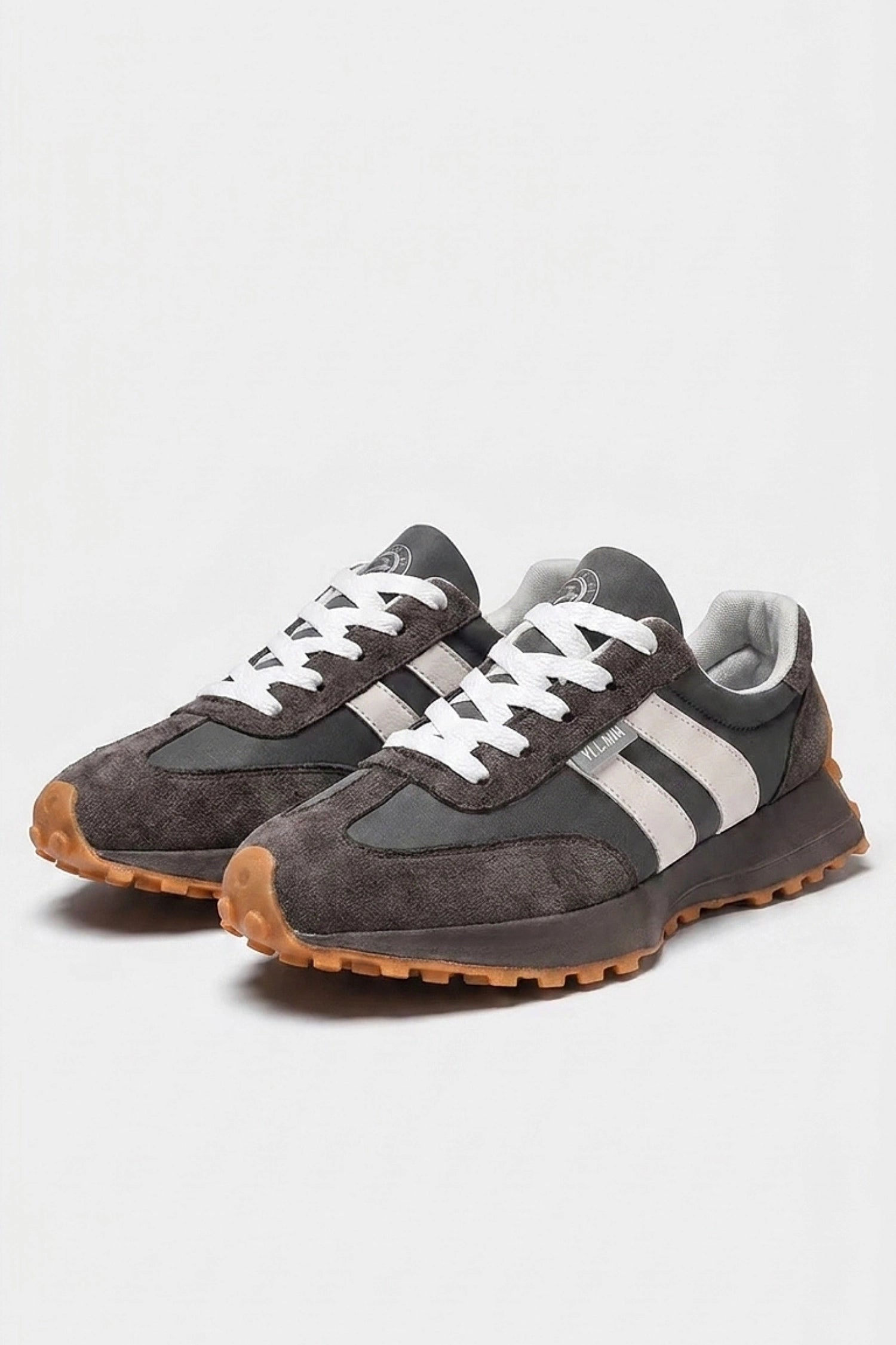 Men's Easy Wear Retro Suede Trainers