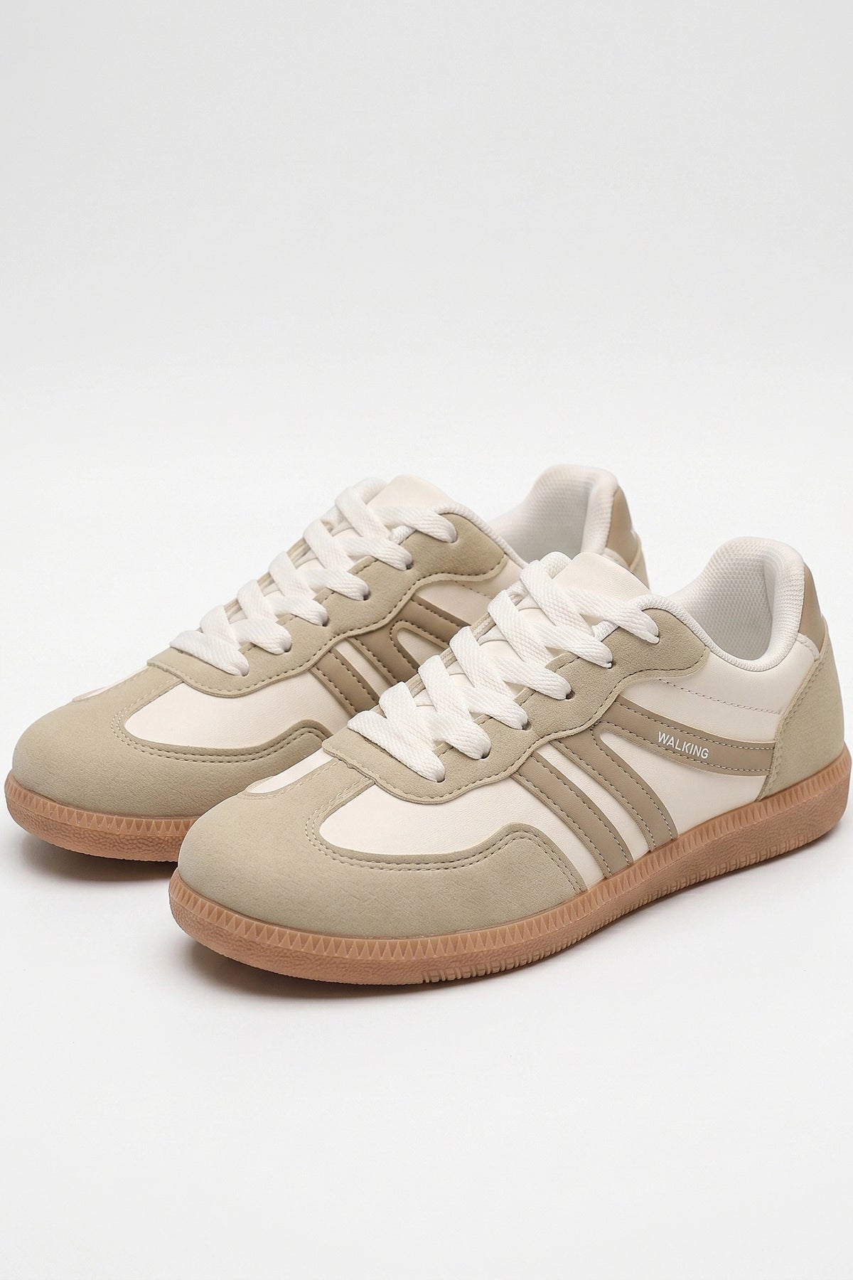 Women's Retro Gum Sole Trainers Lace Up