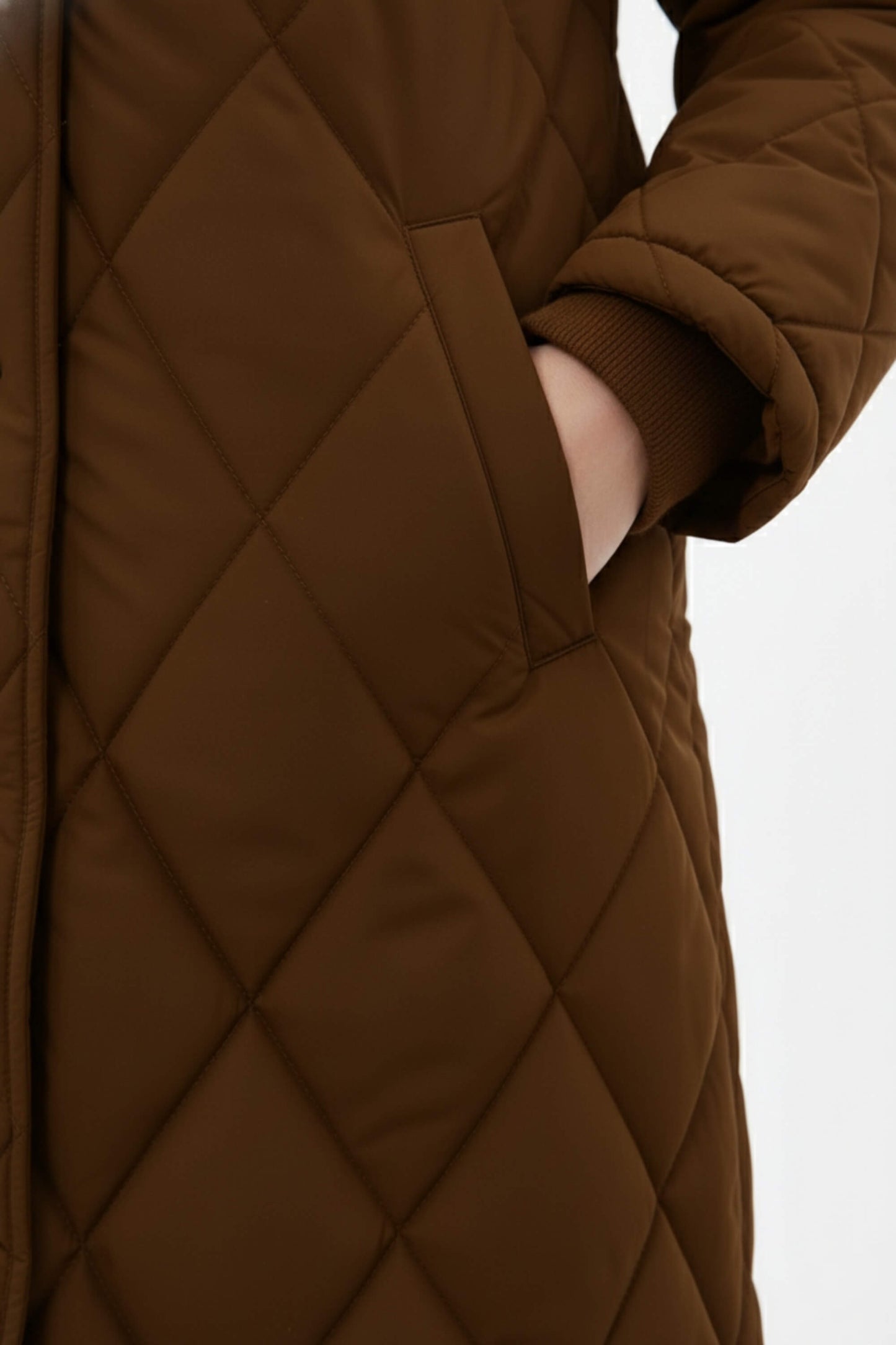Caurelle | Women’s Long Quilted Puffer Coat – Effortless Warmth Meets Timeless Elegance