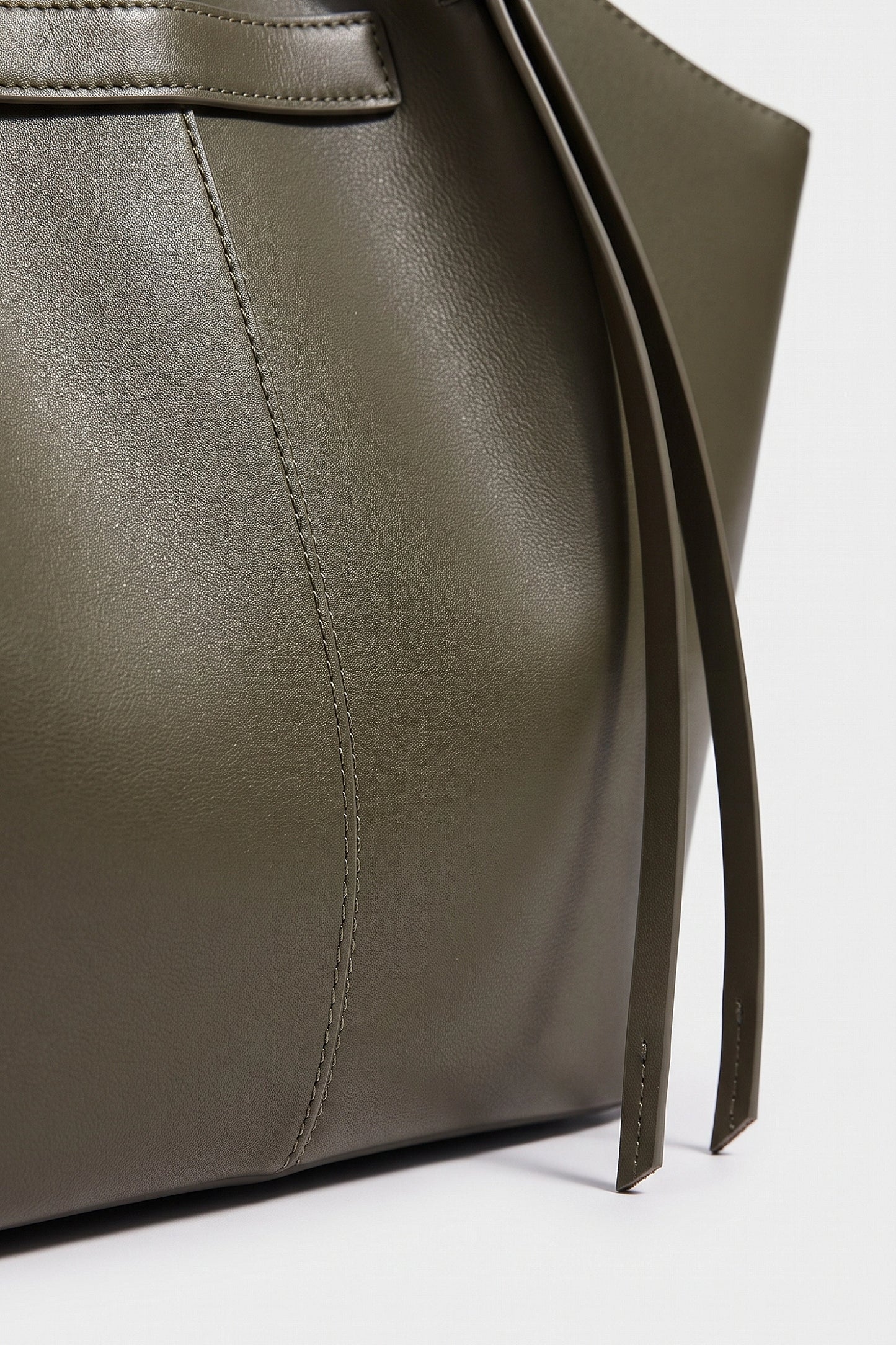 Women's Spacious Leather Shoulder Tote Bag