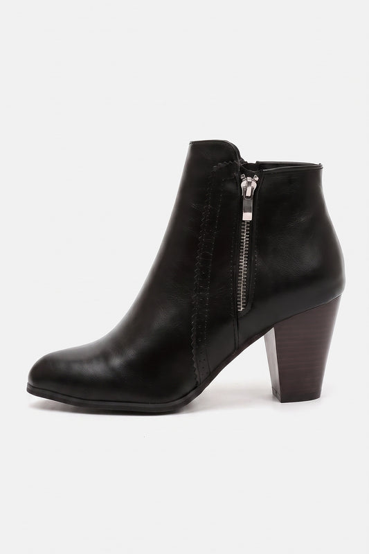 Women's Winter Versatile Leather Ankle Boots Side Zip and Round Toe