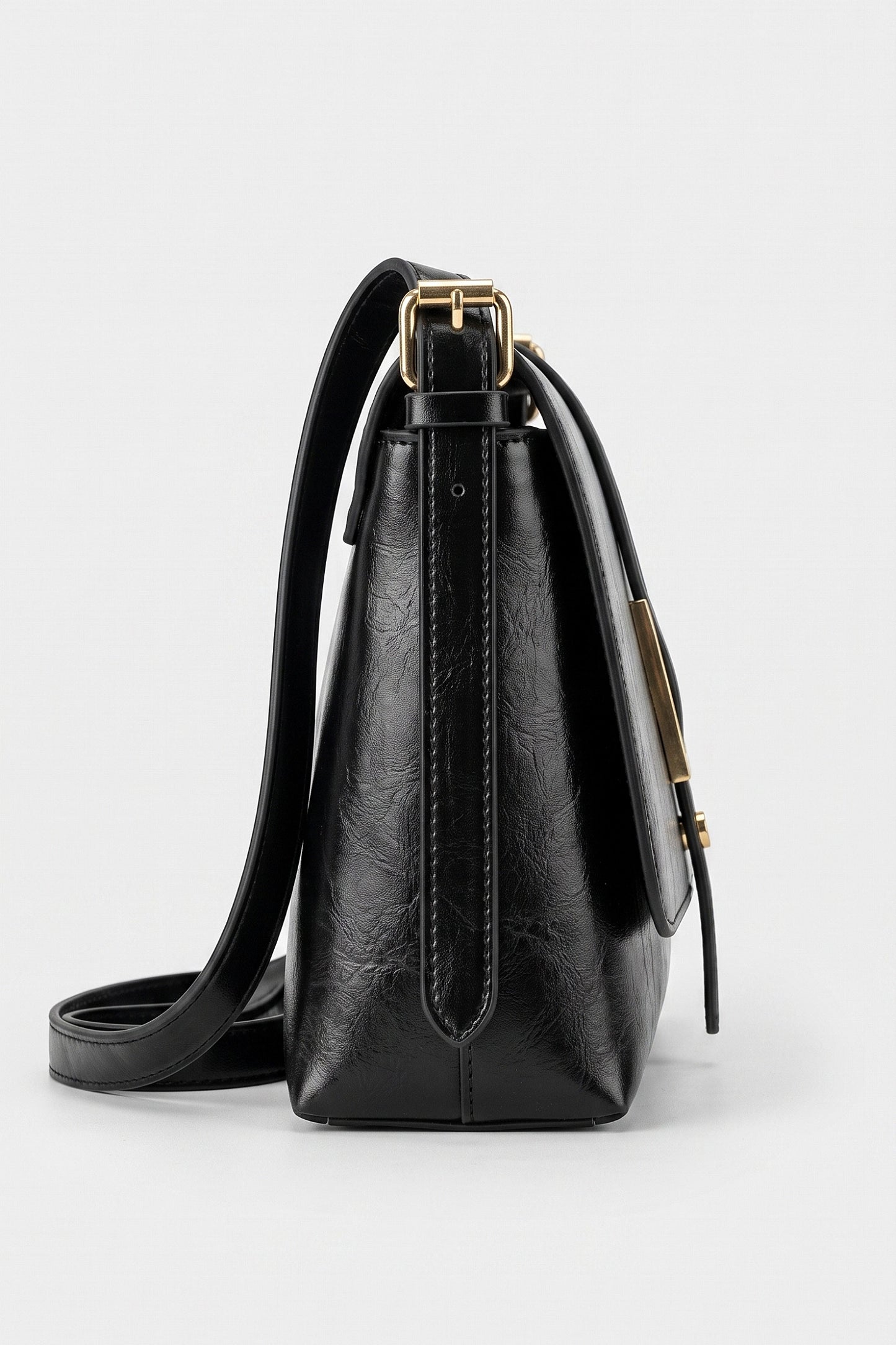 Women's Classic Flap Shoulder Bag