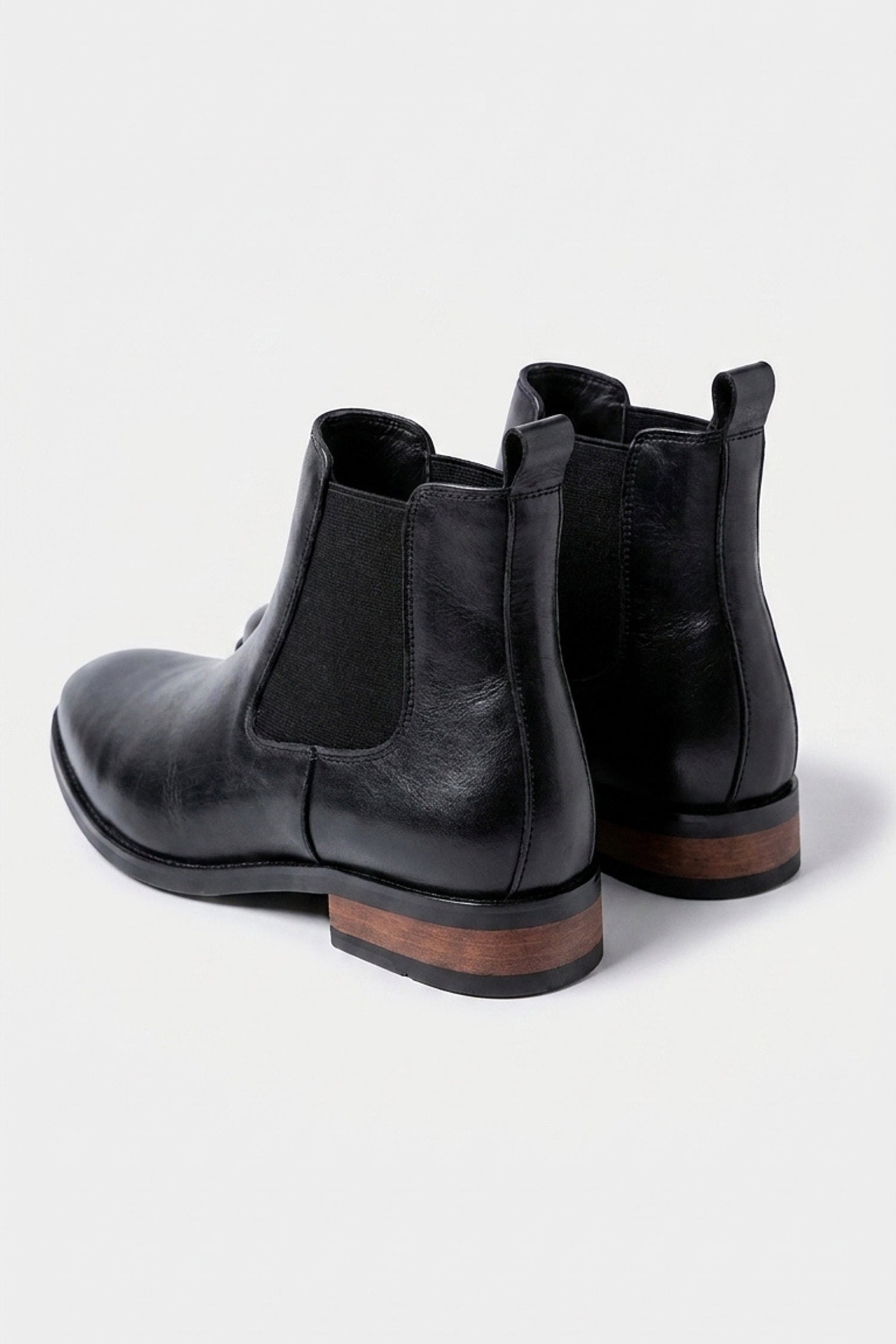 Men’s Winter Easy Wear Chelsea Boots with Polished Finish
