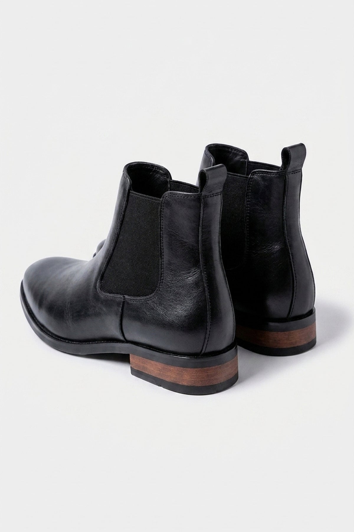 Men’s Winter Easy Wear Chelsea Boots with Polished Finish