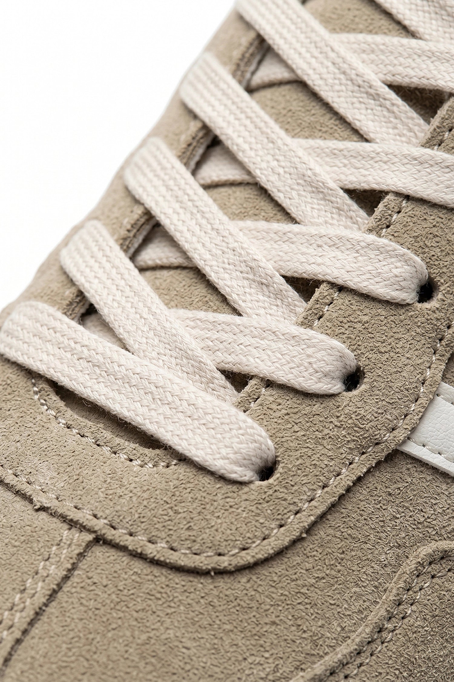 Women's Retro Gum Sole Trainers Lace Up