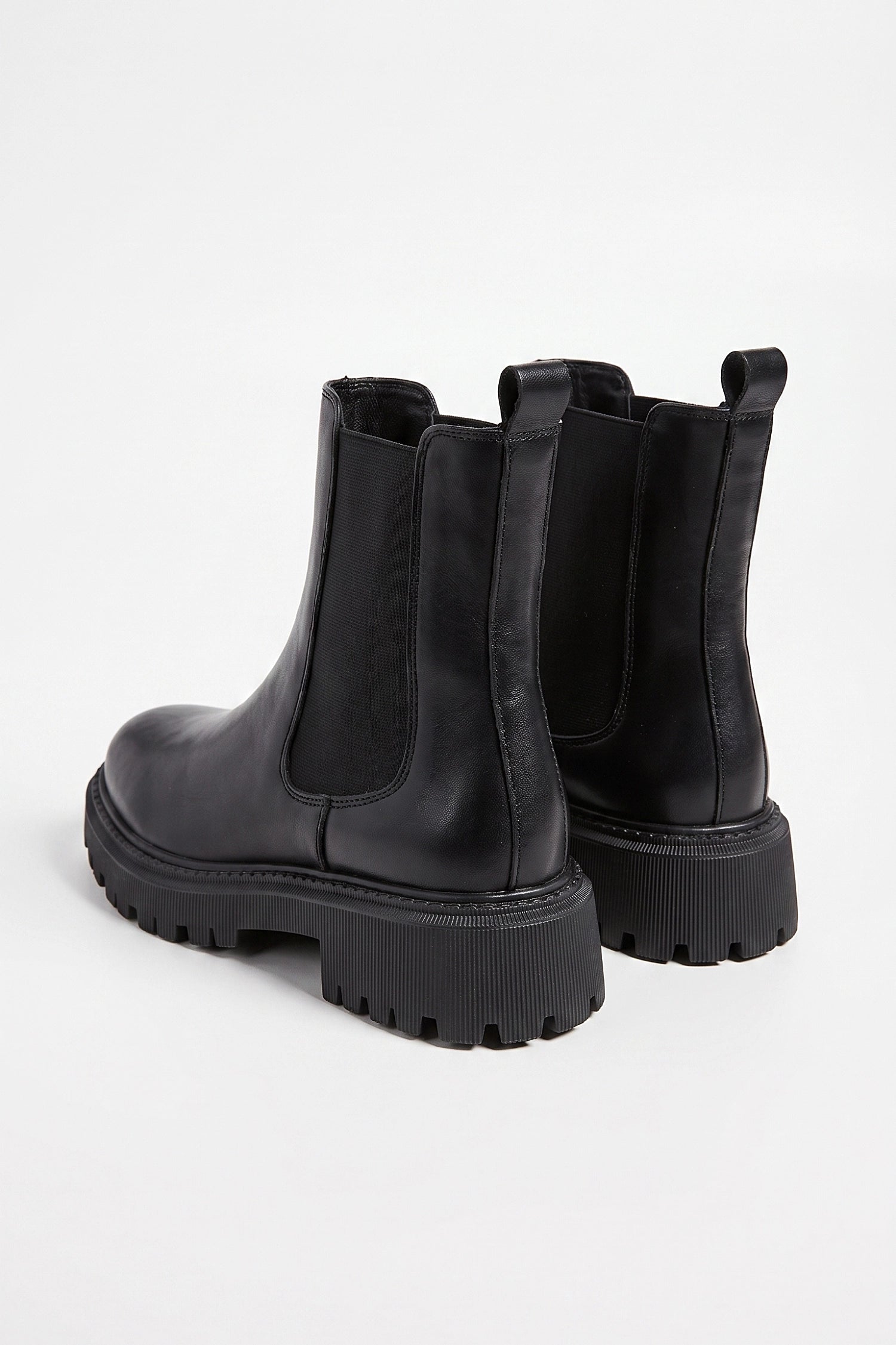 Women's Winter Grip Leather Chelsea Ankle Boots