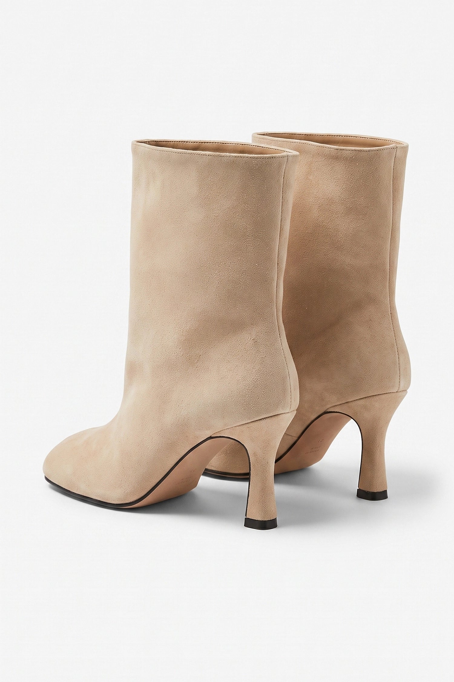 Women's Winter Versatile Slip On Round Toe Suede Ankle Boots