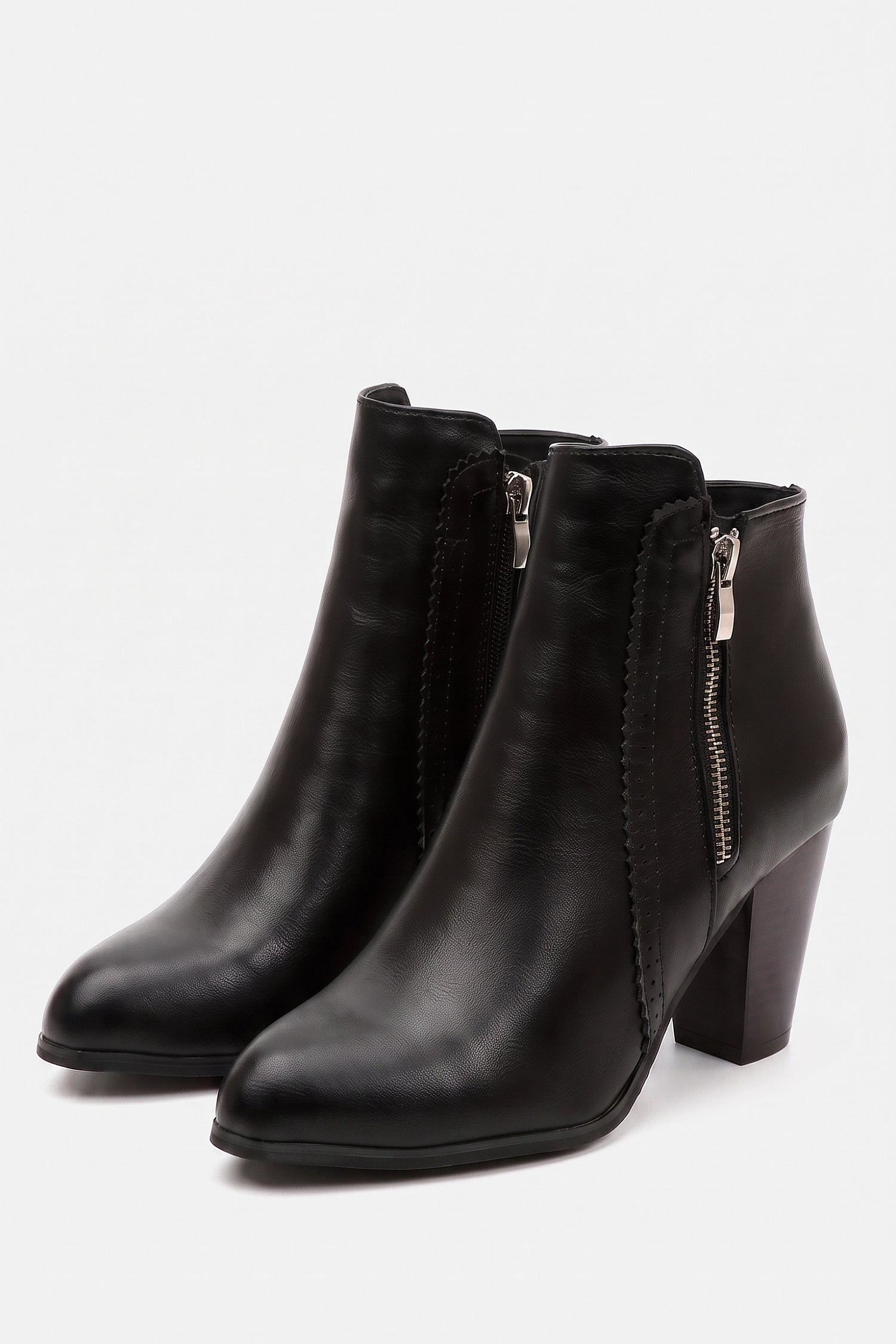 Women's Winter Versatile Leather Ankle Boots Side Zip and Round Toe
