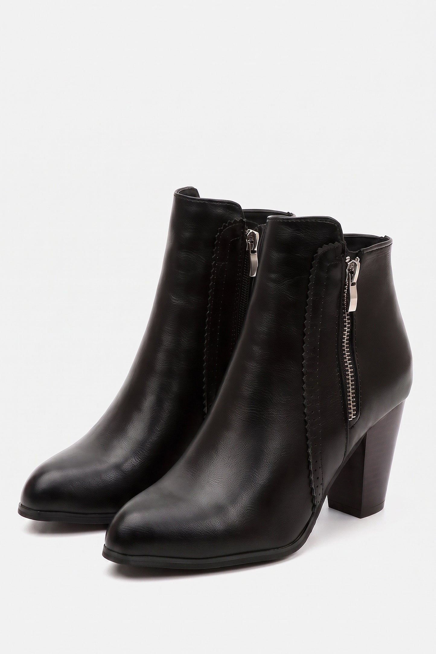 Women's Winter Versatile Leather Ankle Boots Side Zip and Round Toe