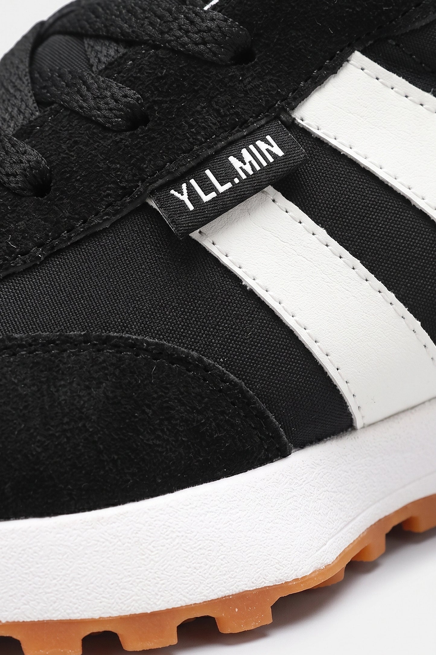 Men's Easy Wear Retro Suede Trainers
