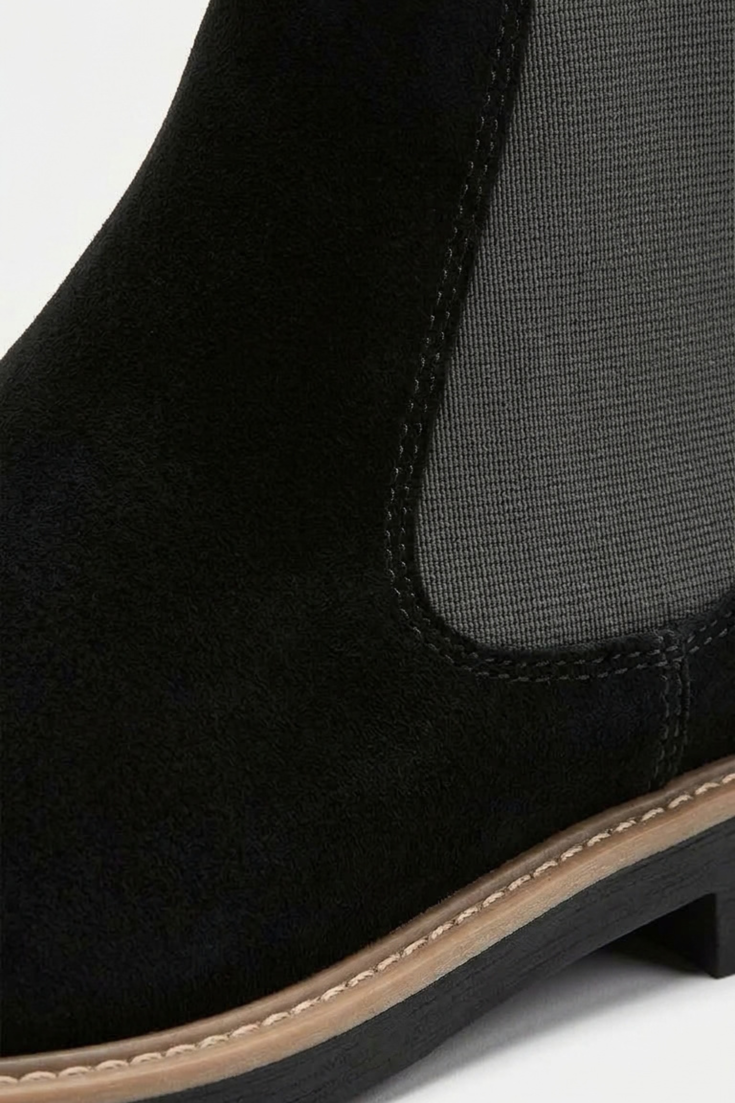 Men's Comfortable Suede Chelsea Ankle Boots with Low Heel
