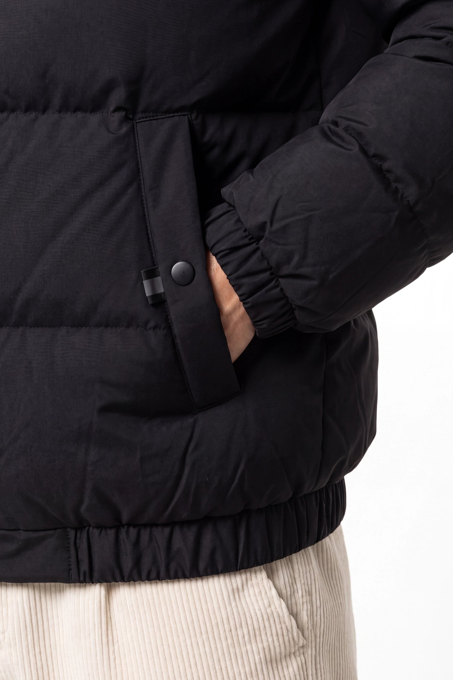 Men’s Winter Warm Black Puffer Jacket with Stand Collar