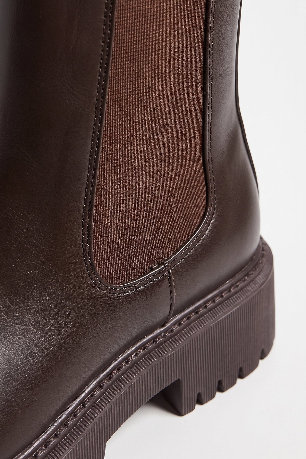 Women's Winter Grip Leather Chelsea Ankle Boots