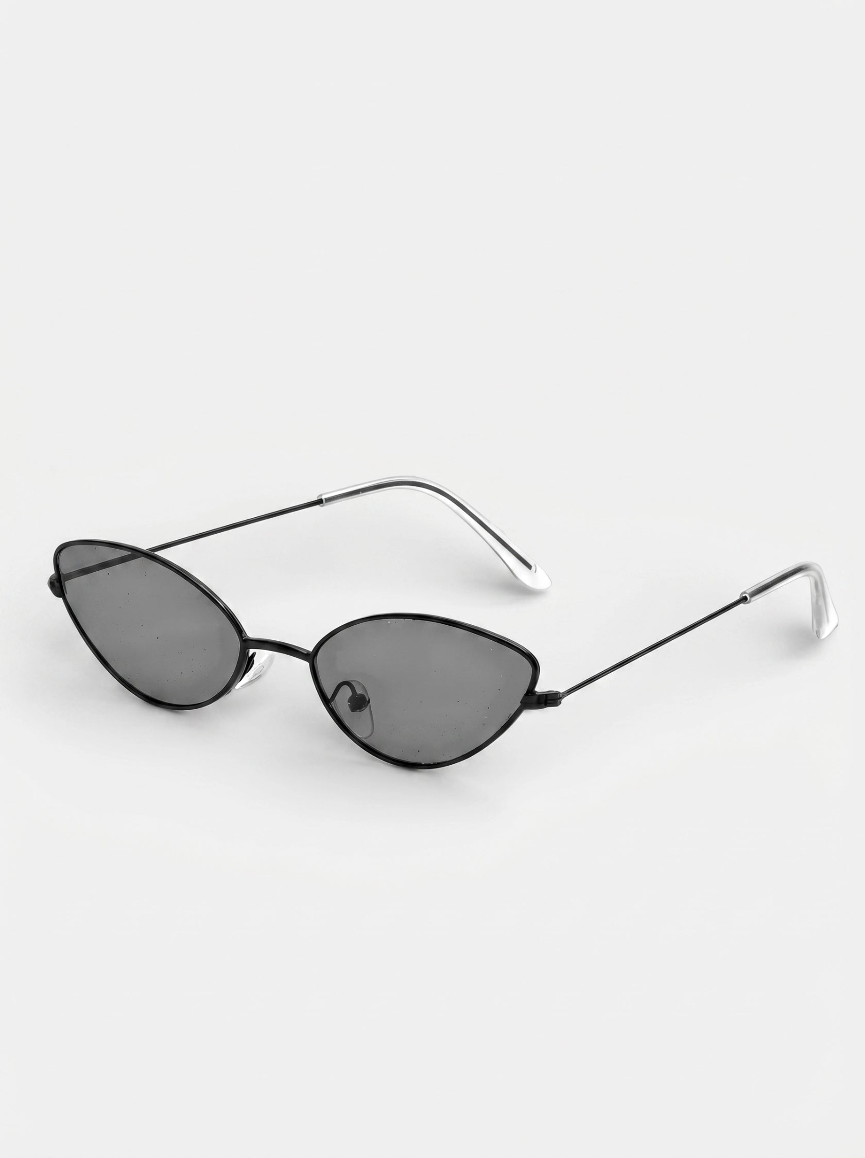 Caurelle | Retro Small-Frame Shades for Women