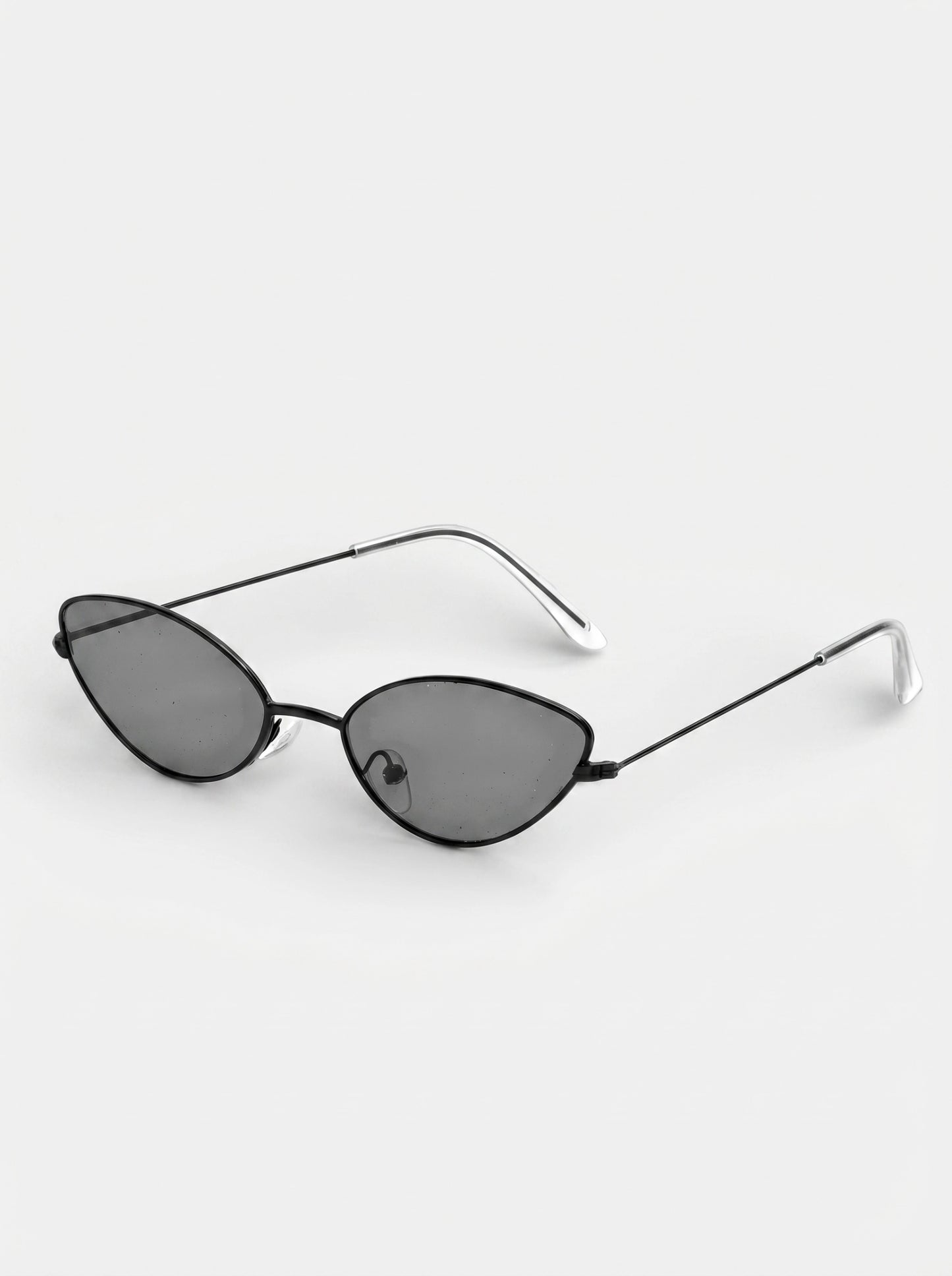 Caurelle | Retro Small-Frame Shades for Women