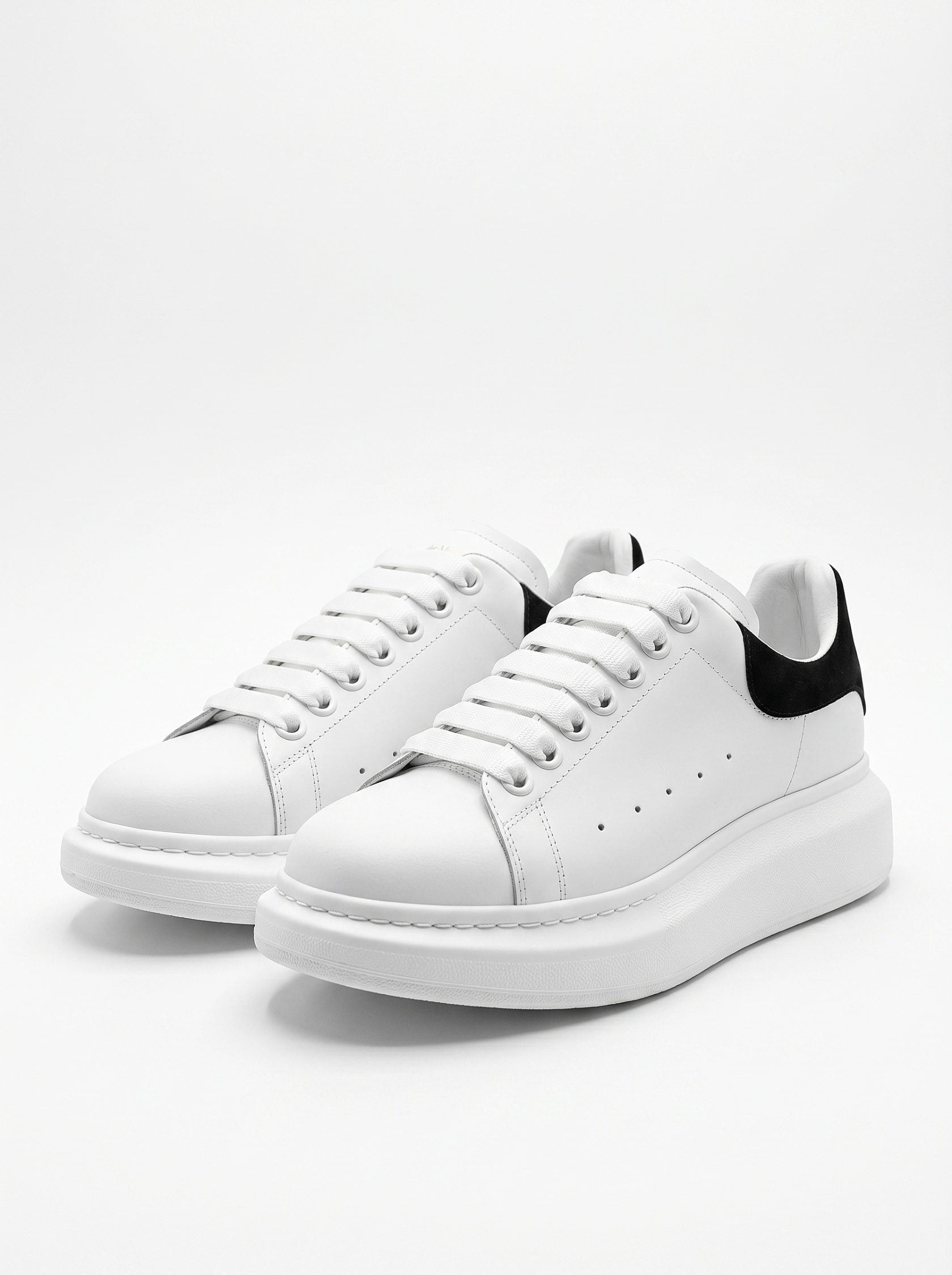 Caurelle | Men’s Minimalist White Trainers
