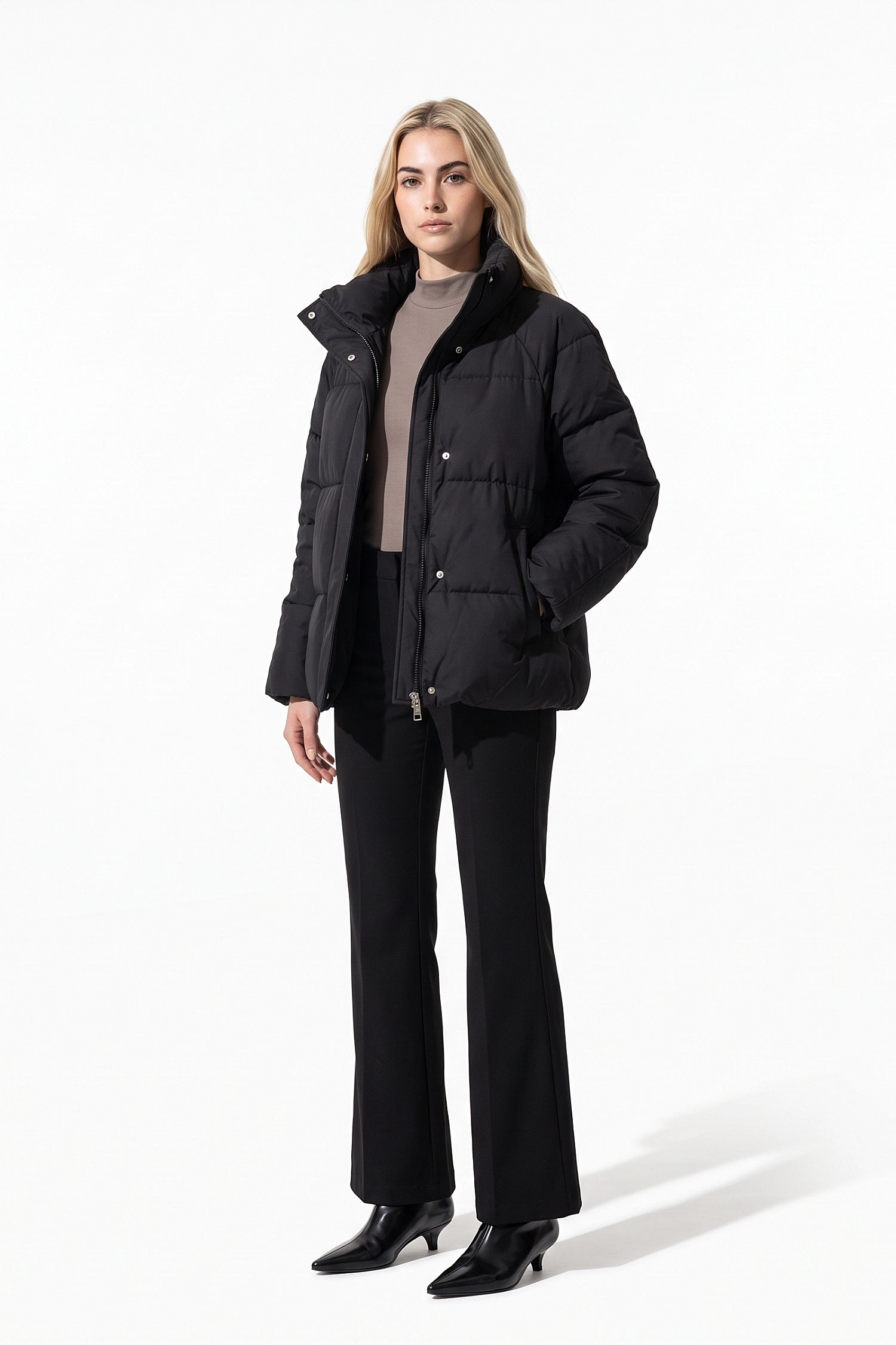 Women’s Winter Warm Black Puffer Jacket with Relaxed Fit