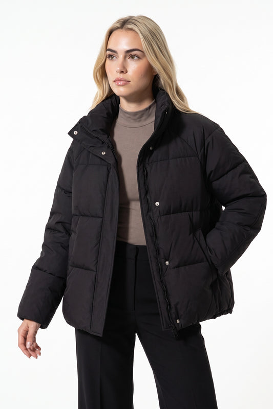 Women’s Winter Warm Black Puffer Jacket with Relaxed Fit