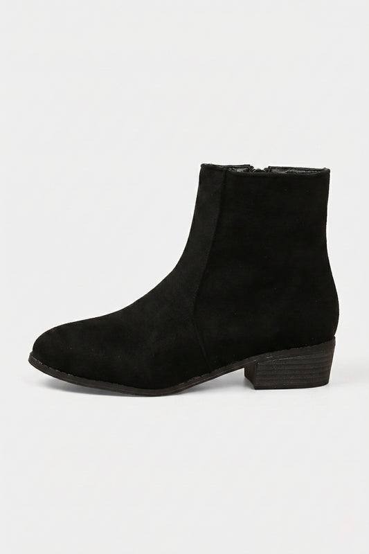 Caurelle | Women’s Minimal Black Ankle Boots