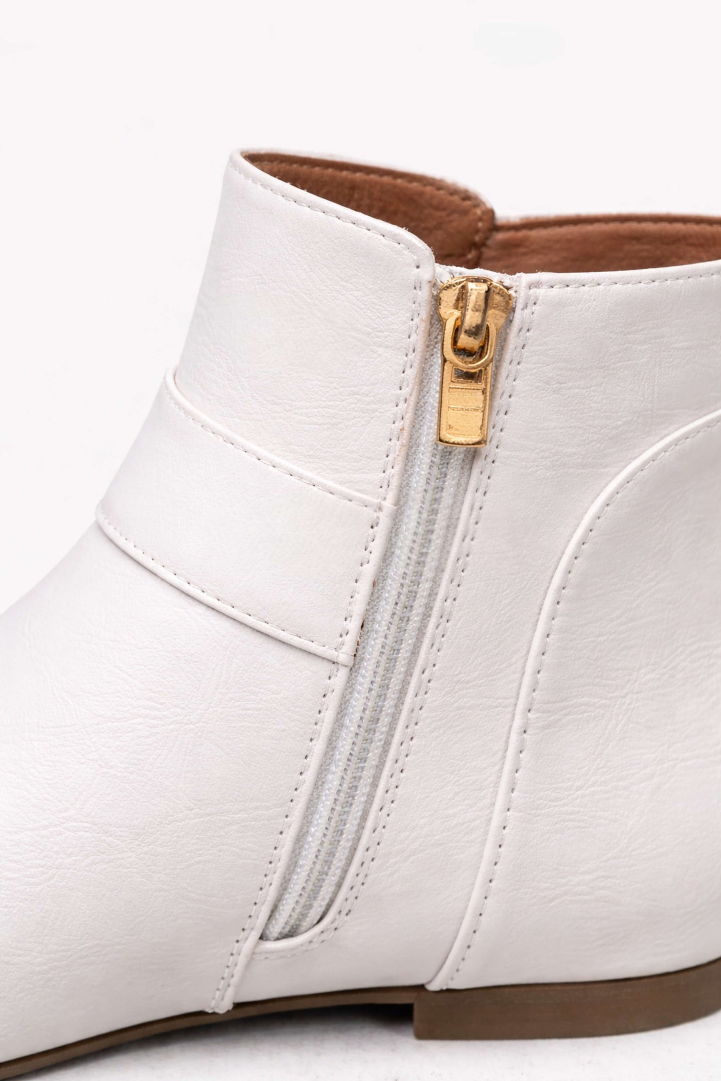 Caurelle | Women’s Timeless Ankle Boots with Buckle Detail