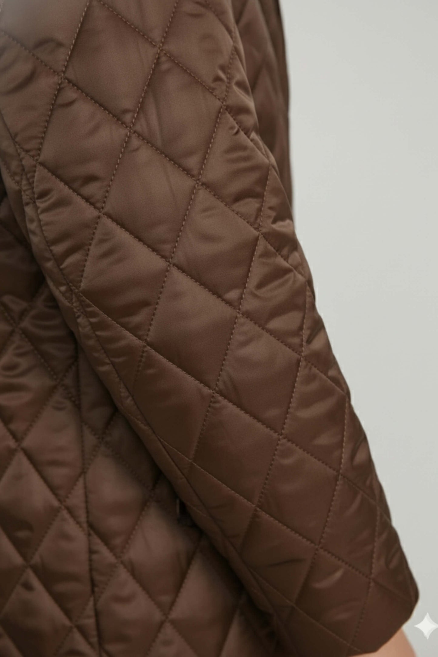 Caurelle | Women’s Long Quilted Coat – Refined Warmth and Everyday Elegance
