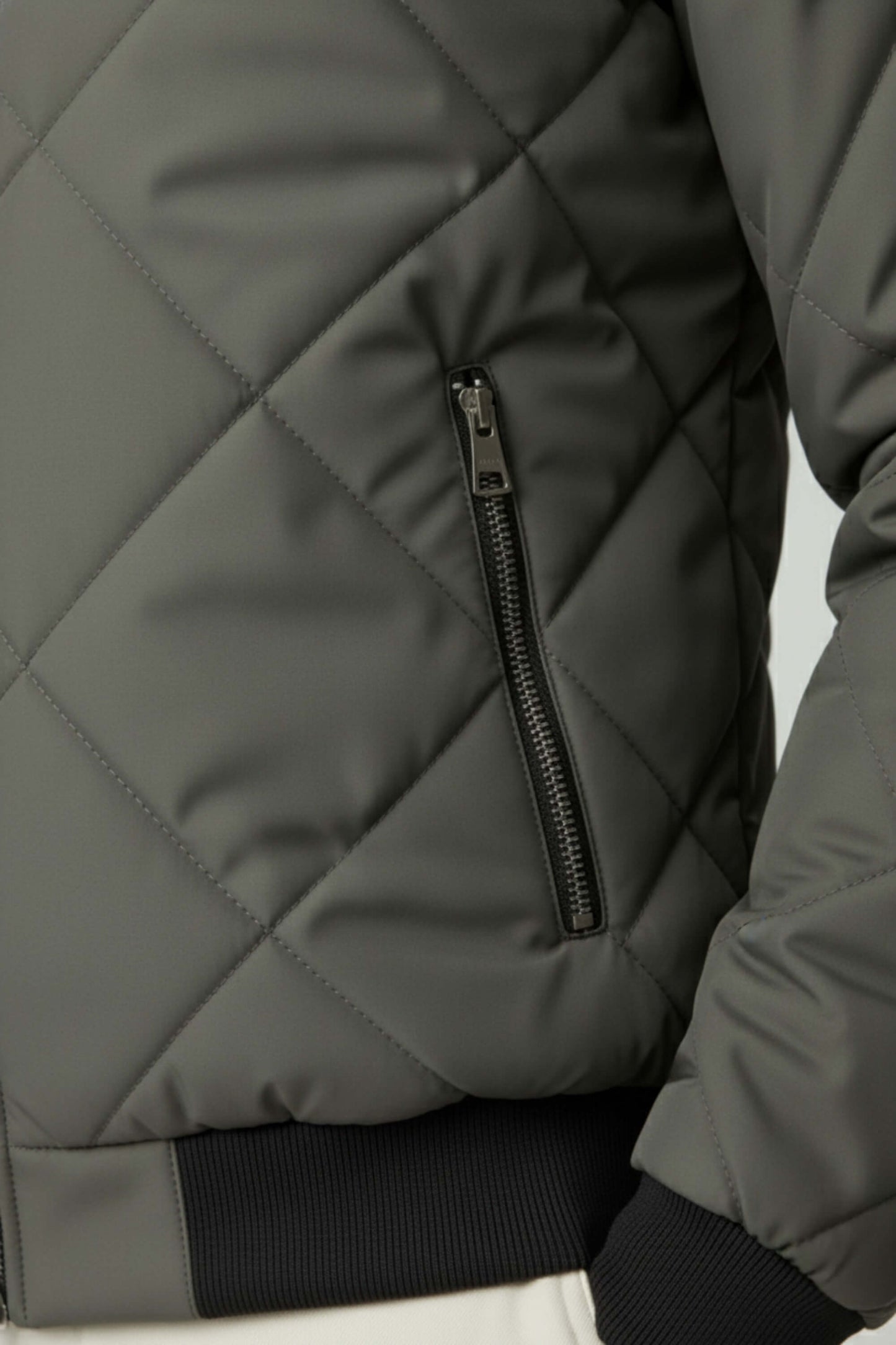 Caurelle | Men’s Quilted Bomber Winter Jacket – Warmth in Every Layer
