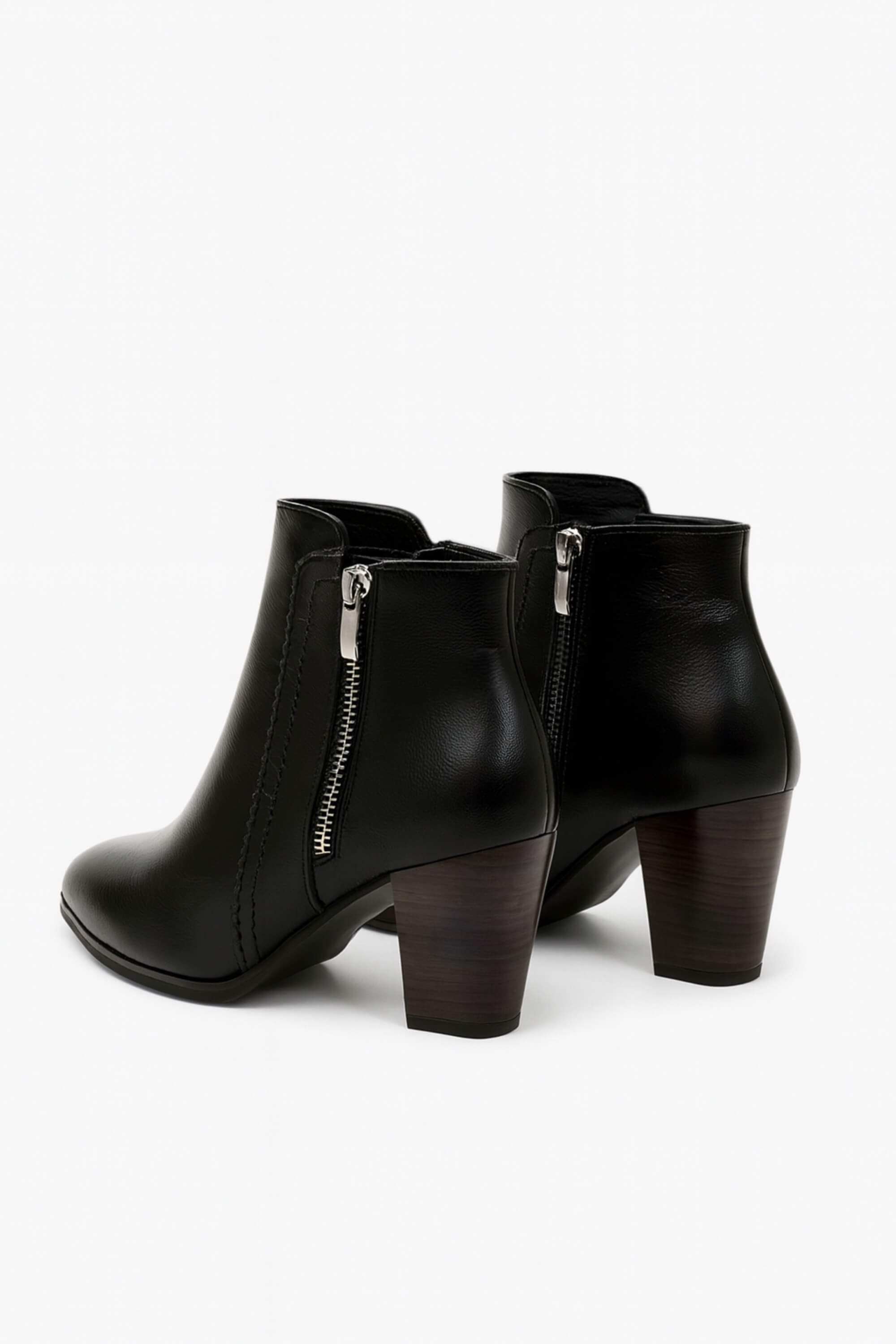 Caurelle | Women’s Ankle Boots - Chunky Mid-Heel