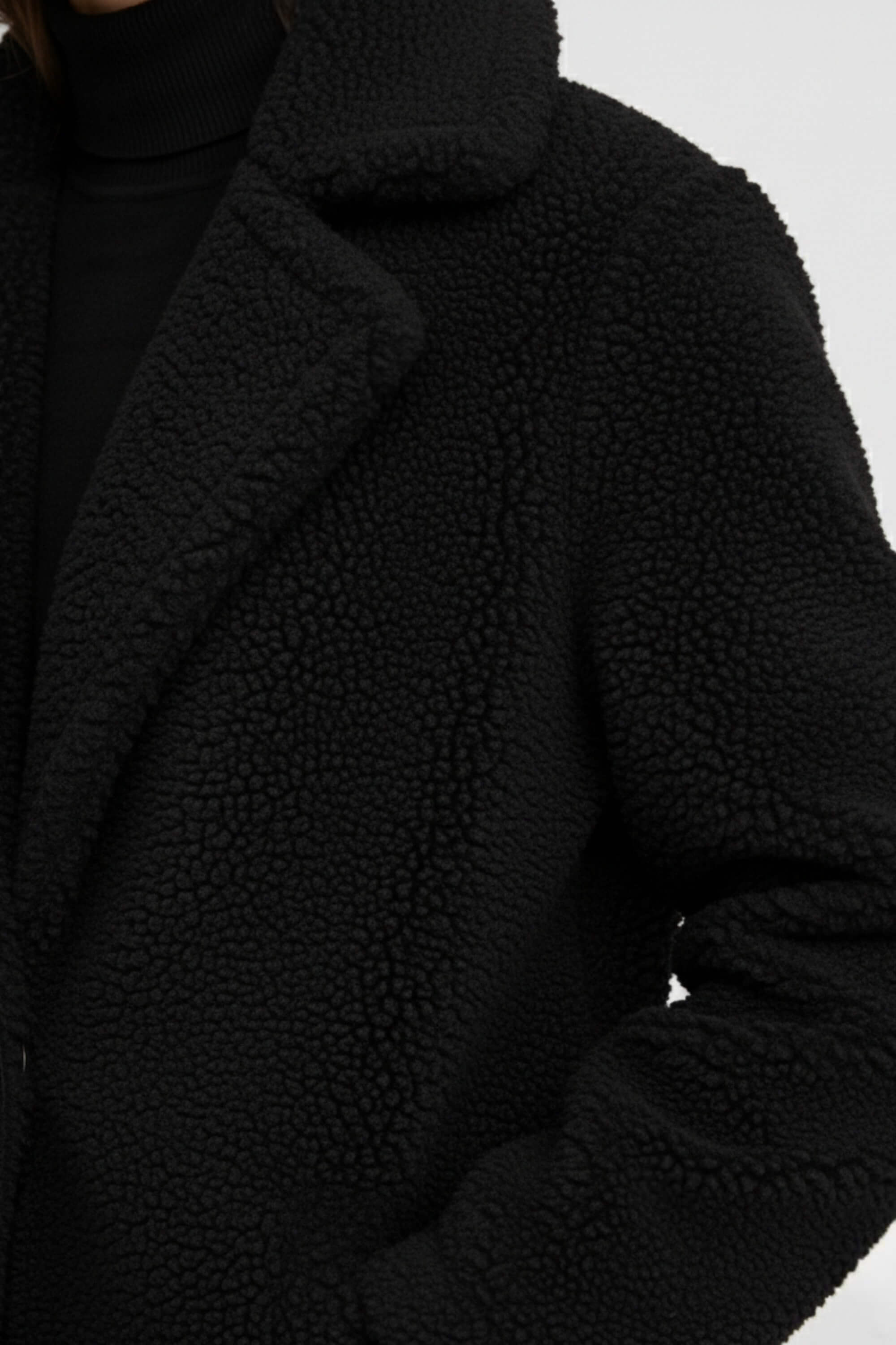 Caurelle | Women’s Long Coat – Sophisticated Warmth for the Season