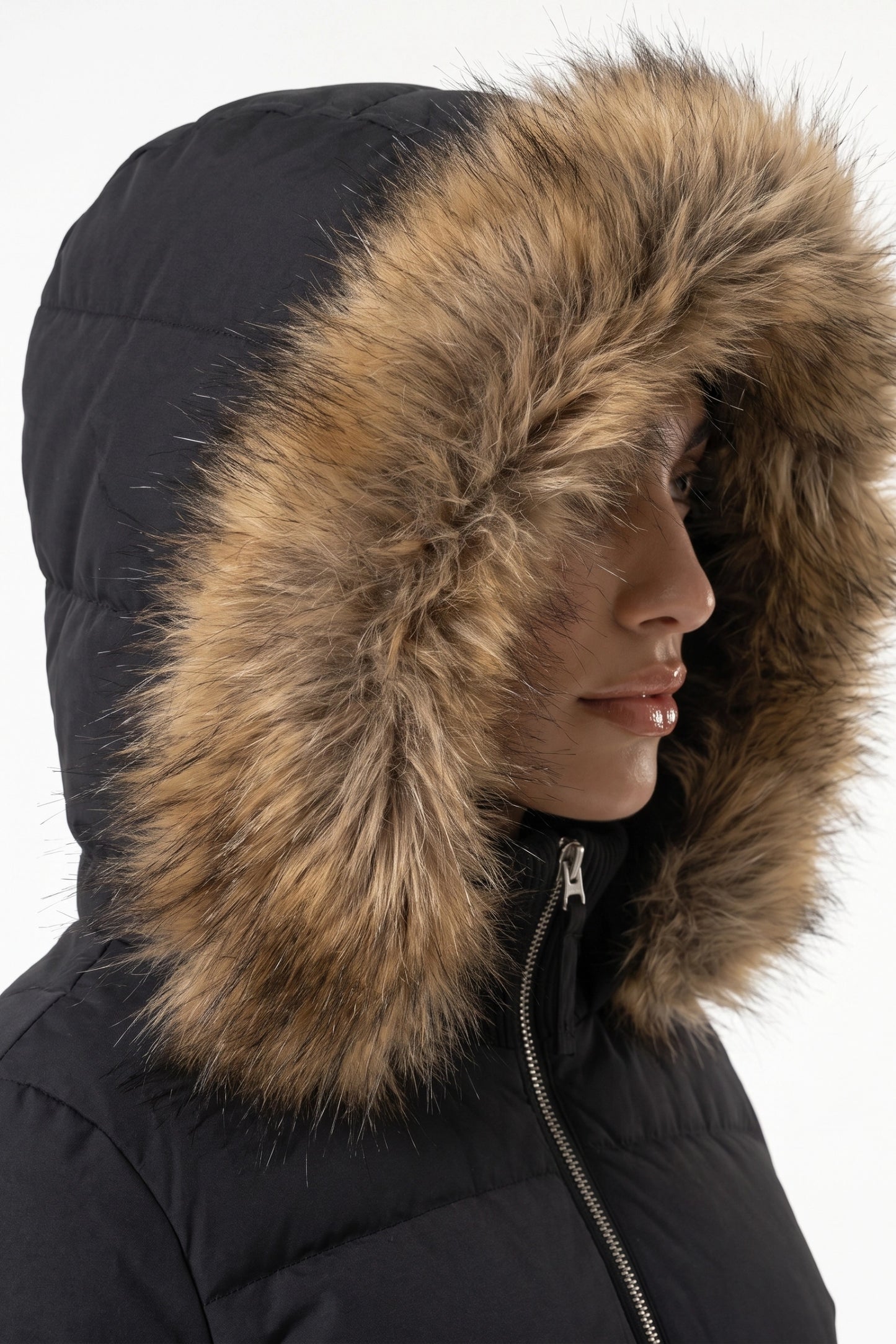 Women’s Winter Warm Cropped Puffer Jacket with Fur Trim Hood