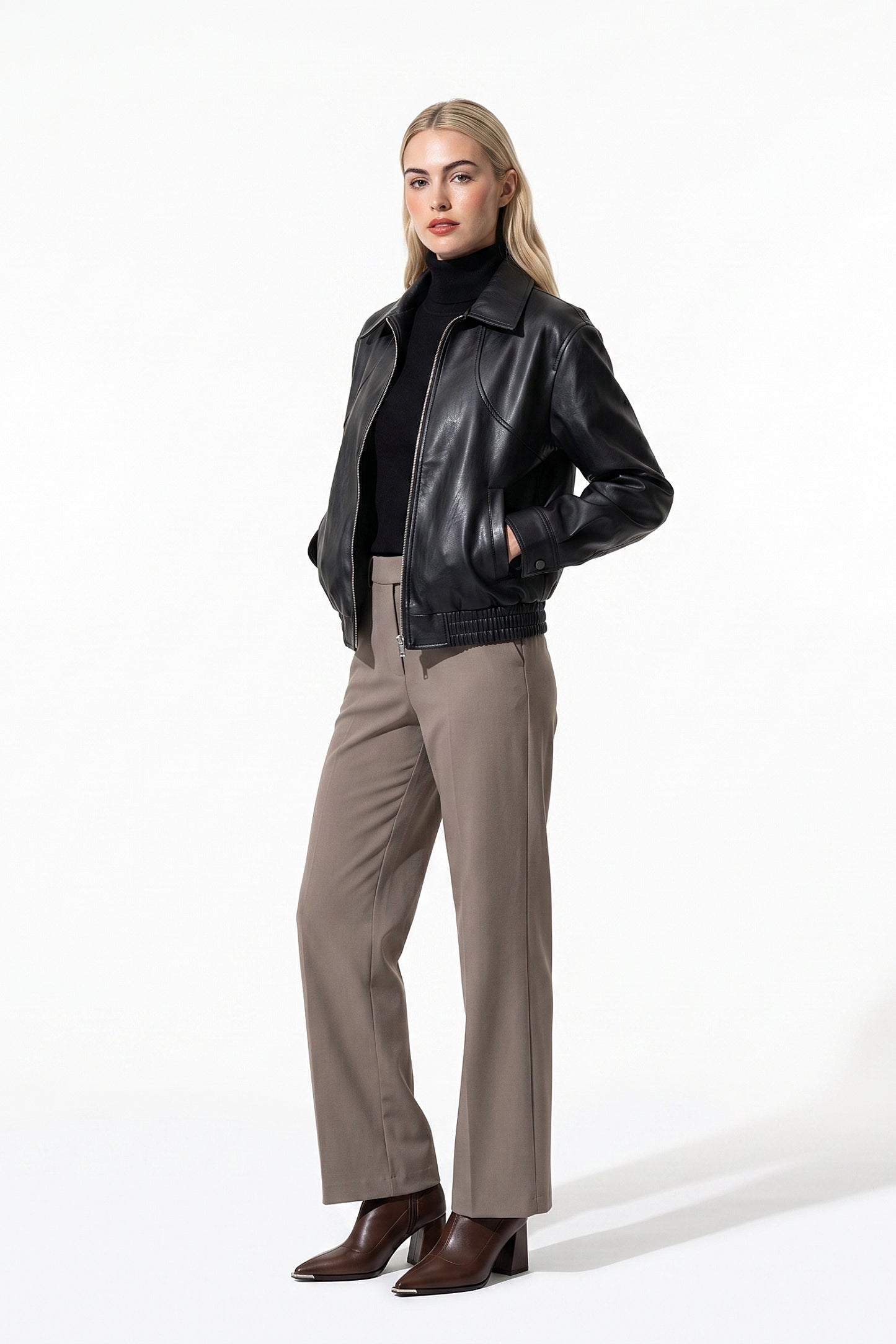 Women’s Winter Cropped Leather Jacket with Relaxed Fit