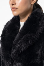 Women's Winter Cosy Cropped Faux Fur Jacket