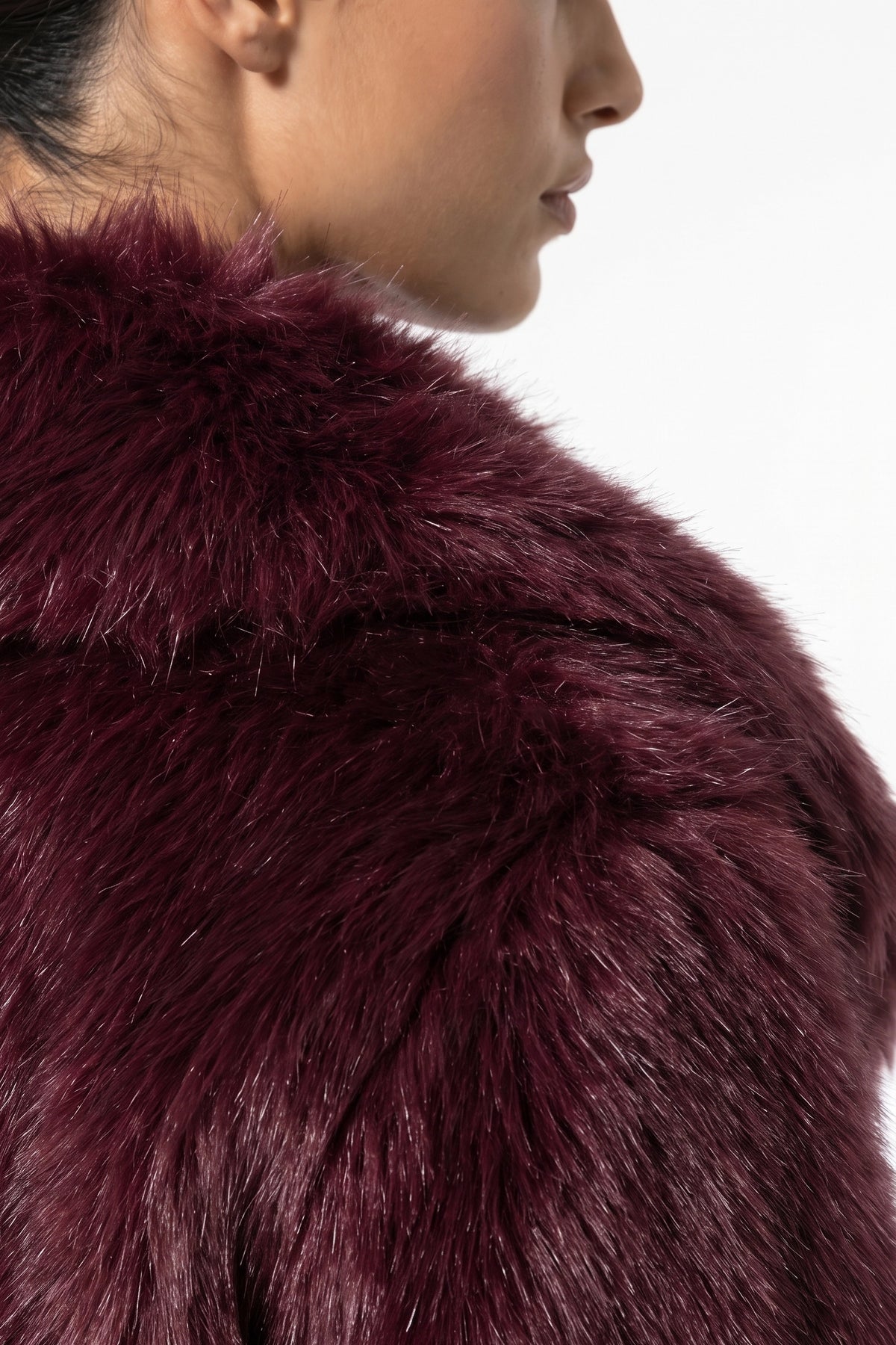 Women's Winter Cosy Cropped Faux Fur Jacket