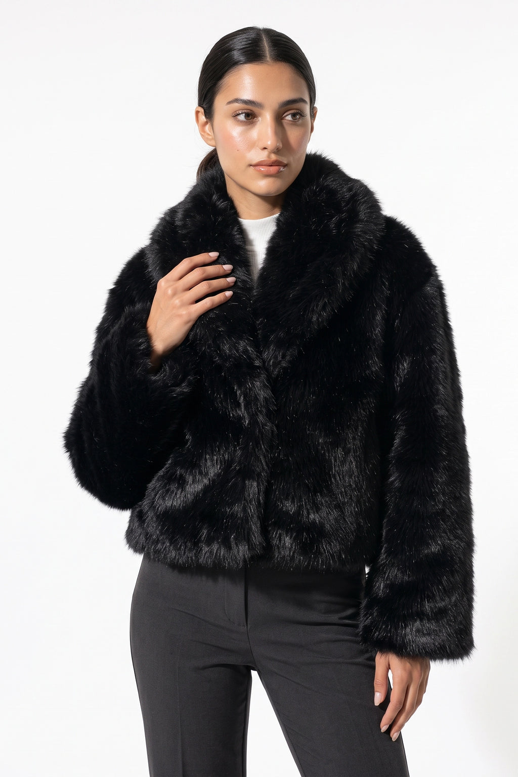Women's Winter Cosy Cropped Faux Fur Jacket