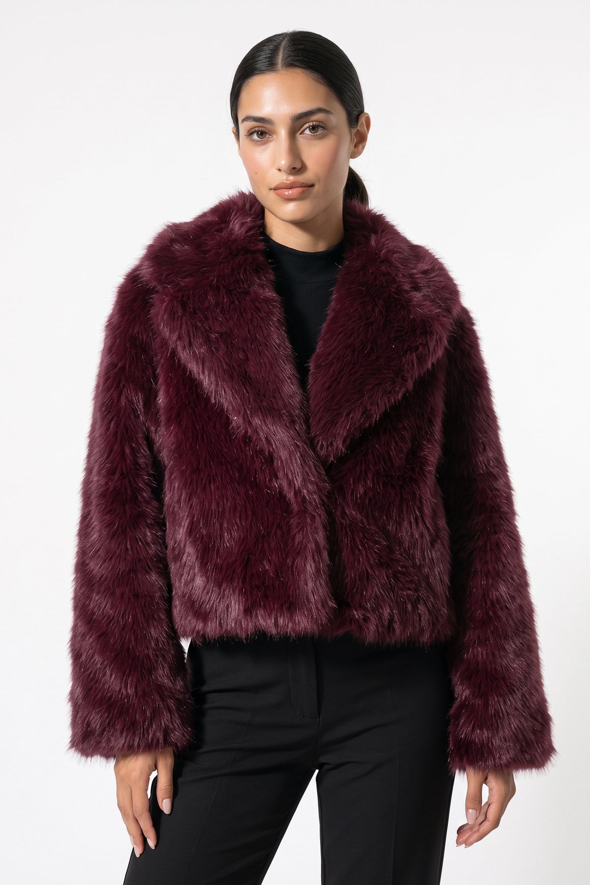 Women's Winter Cosy Cropped Faux Fur Jacket