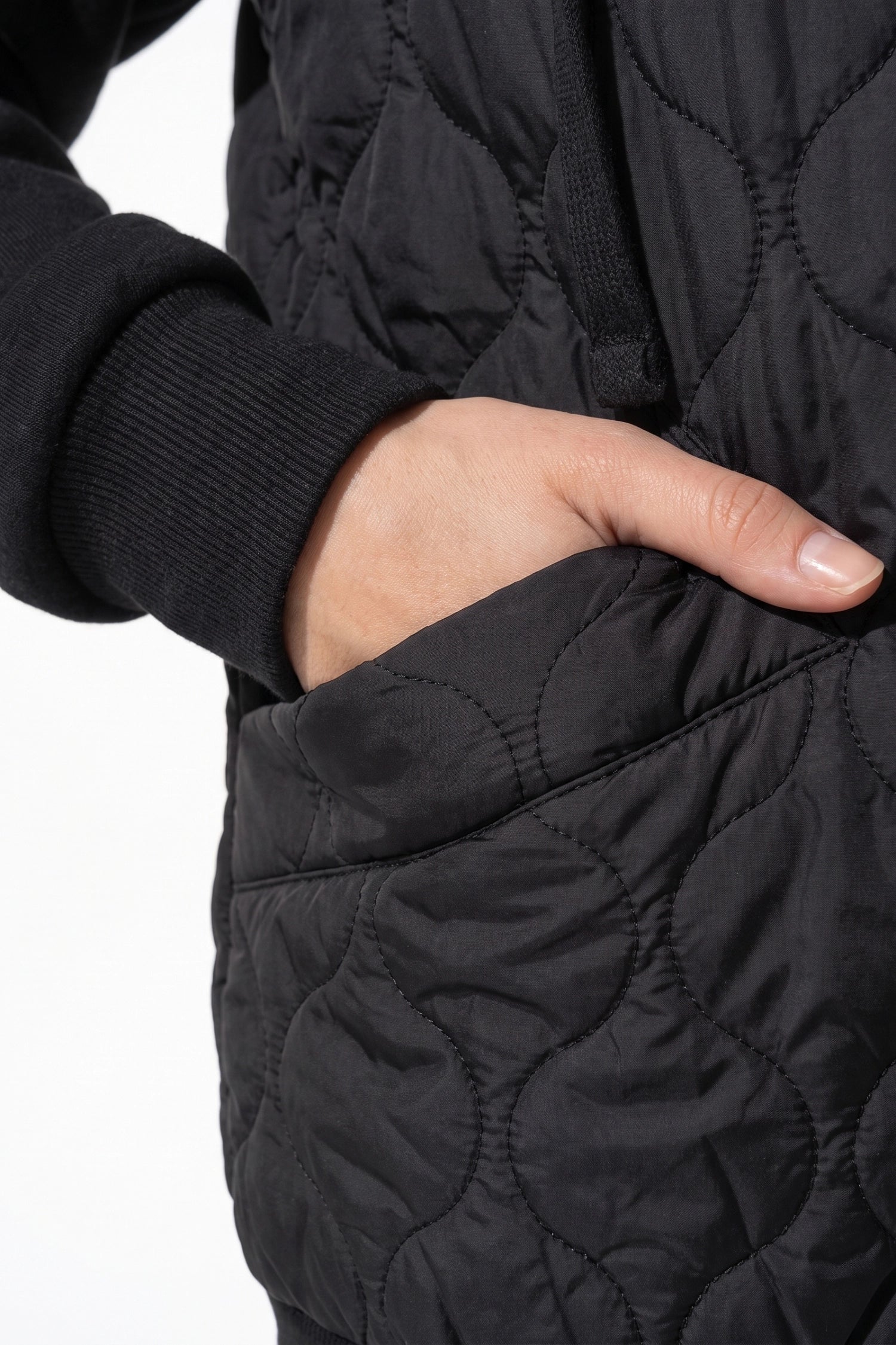 Women's Winter Warm Hooded Diamond Quilted Jacket with Soft Knit Sleeves
