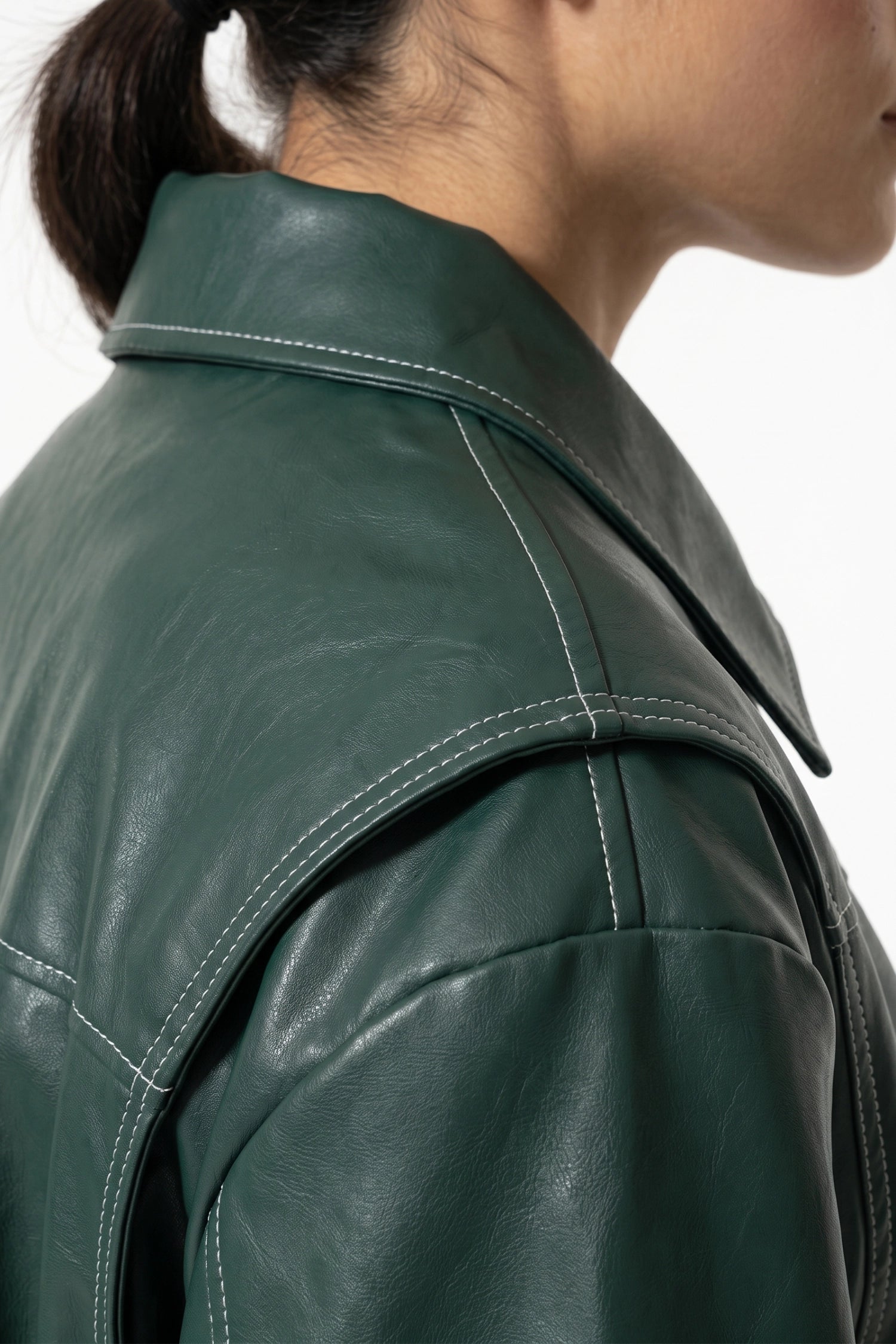 Women’s Winter Versatile Oversized Leather Jacket with Zip Up Front