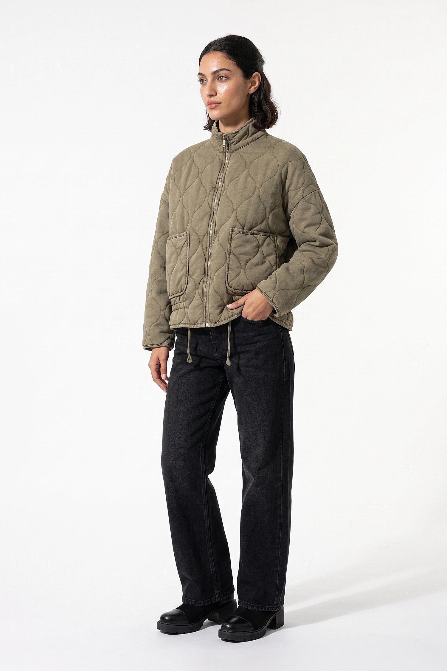 Women’s Winter Warm High Collar Quilted Jacket with Relaxed Fit
