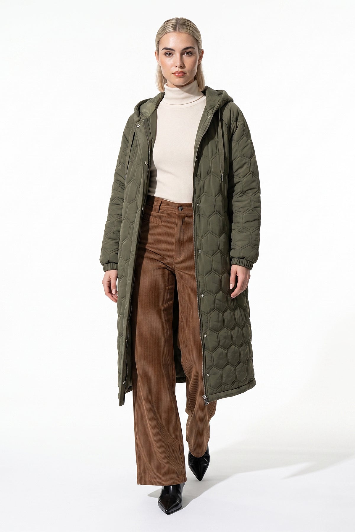 Women’s Winter Warm Longline Quilted Puffer Coat with Hood and Full Zip Front
