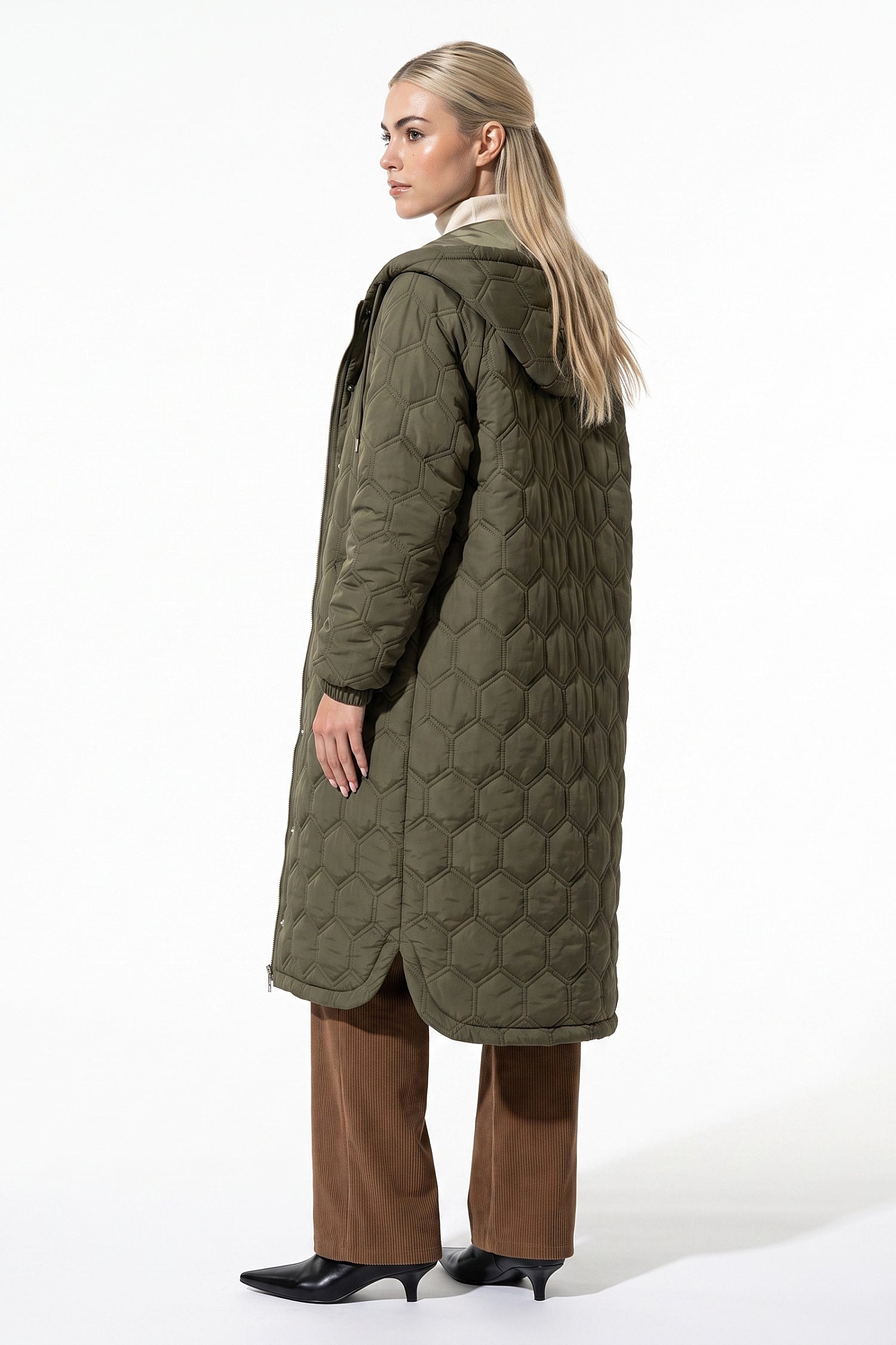 Women’s Winter Warm Longline Quilted Puffer Coat with Hood and Full Zip Front