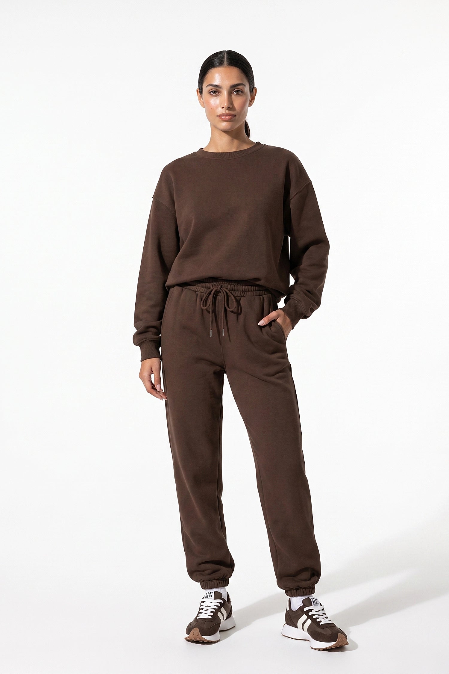 Women's Winter Relaxed Tracksuit Set with Crewneck Sweatshirt and Trousers
