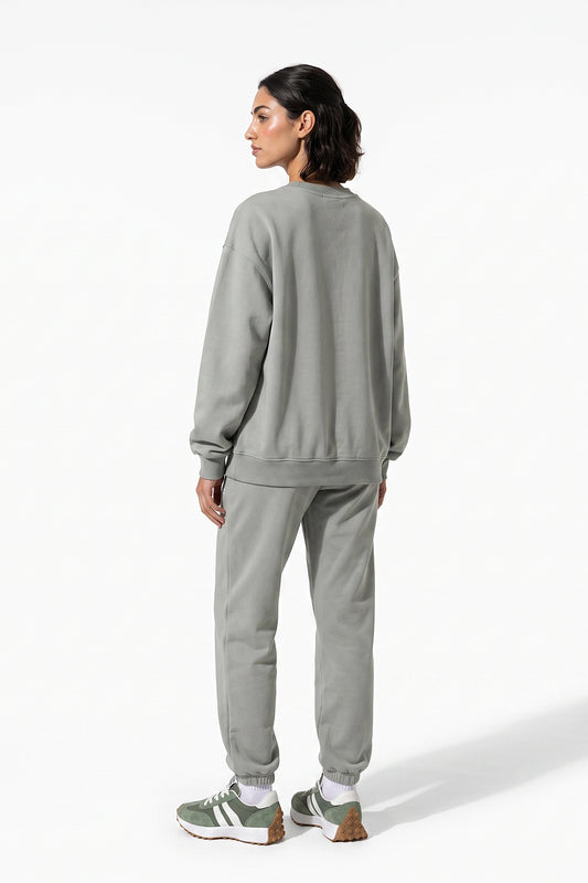 Women's Winter Relaxed Tracksuit Set with Crewneck Sweatshirt and Trousers