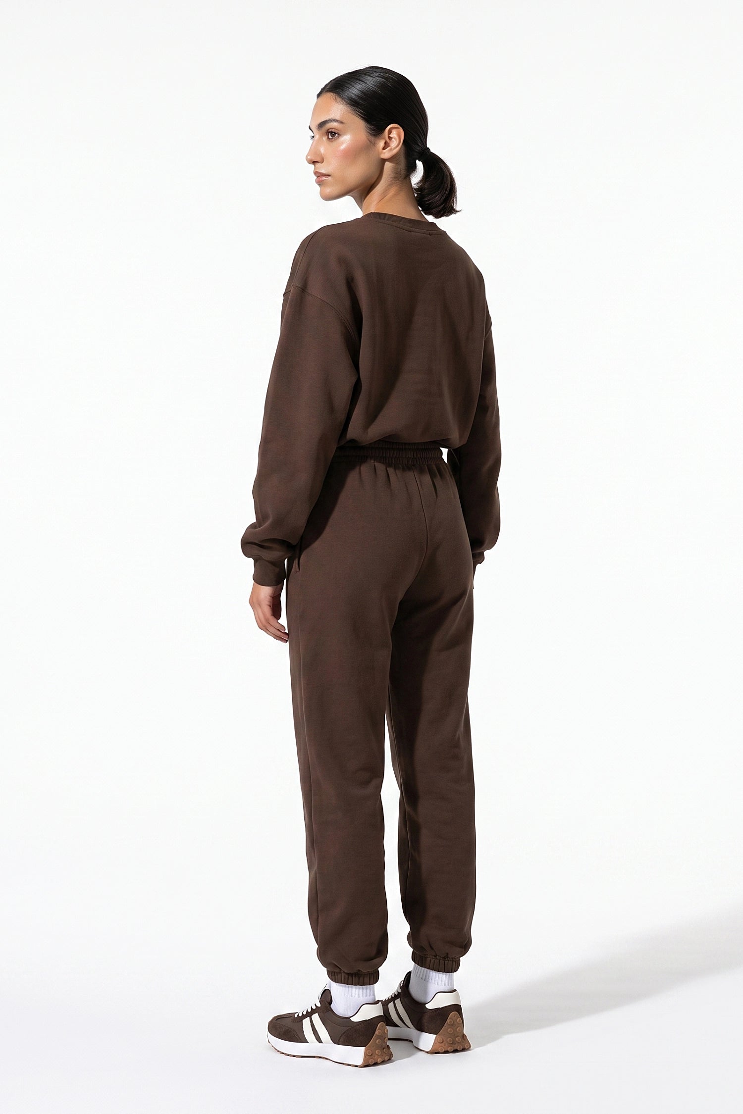 Women's Winter Relaxed Tracksuit Set with Crewneck Sweatshirt and Trousers